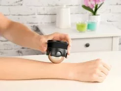 Newgen Medicals Massagekugel Metall:Kühlender Massage-Ball Aus Edelstahl, Mit 360°-Rotations-Halterung -Sitzmöbel Verkaufsgeschäft nx1388 7 1
