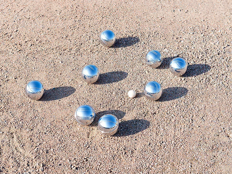 PEARL Boule Kugeln:Boule- & Boccia-Spiel: 8 Metall-, 1 Holz-Kugel, Abstandsmesser, Tasche 6 PEARL Boule Kugeln:Boule- & Boccia-Spiel: 8 Metall-, 1 Holz-Kugel, Abstandsmesser, Tasche – Bild 4