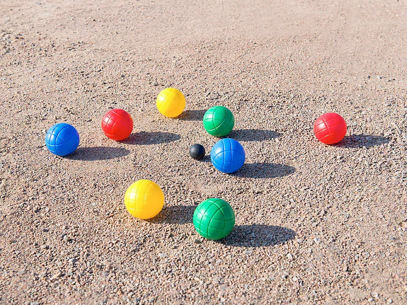 PEARL Outdoorspiele:Boule- & Boccia-Spiel Mit 8 Kunststoff-Kugeln, Ziel-Kugel & Tragekorb 7 PEARL Outdoorspiele:Boule- & Boccia-Spiel Mit 8 Kunststoff-Kugeln, Ziel-Kugel & Tragekorb – Bild 5
