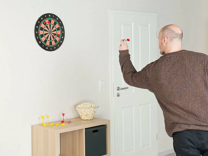 Playtastic Dart:Magnetische Dartscheibe Mit 12 Pfeilen, Je 6x Gelb Und Rot, Ø 40cm 10 Playtastic Dart:Magnetische Dartscheibe Mit 12 Pfeilen, Je 6x Gelb Und Rot, Ø 40cm – Bild 8